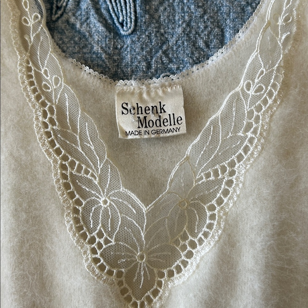 SCHENK MODELLE SILKY -TOUCH  LACE TRIM ANGORA  TOP/VEST MADE IN GERMANY SZ S - Picture 11 of 14